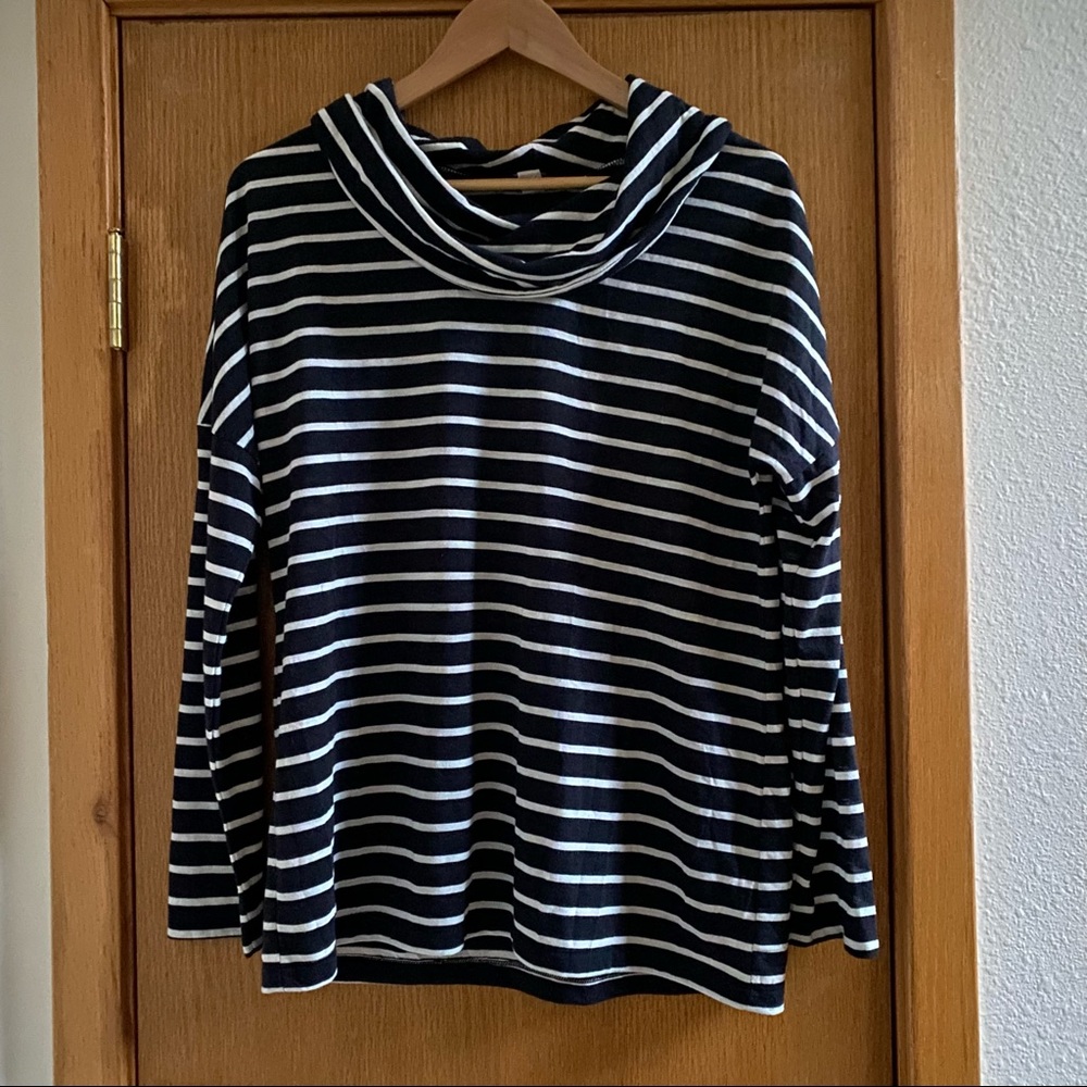 OLD NAVY • Black & White Striped Long Sleeve Funnel Neck Top - Size L
